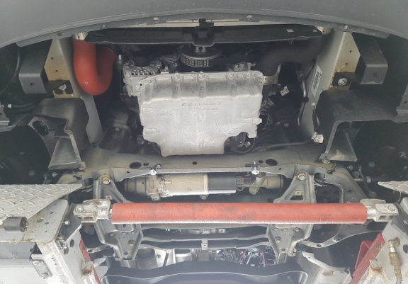 Protetor de Carter de alumínio Mercedes Sprinter - RWD