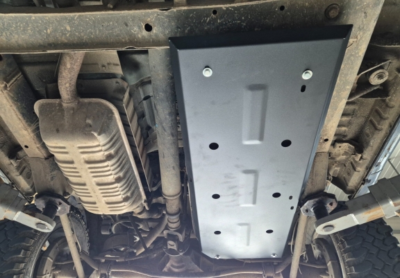 Protetor de aço para o tanque de combustível Hyundai Terracan