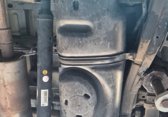 Protetor de aço para o tanque de combustível Volkswagen Amarok