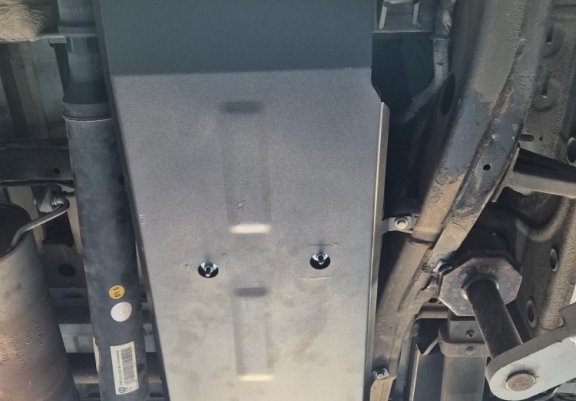 Protetor de aço para o tanque de combustível Volkswagen Amarok