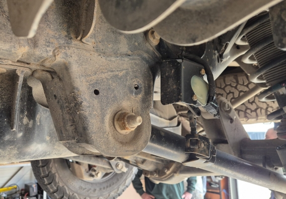 Protetor de Carter em alumínio do sensor do braço de suspensão traseiro Ford Ranger Raptor